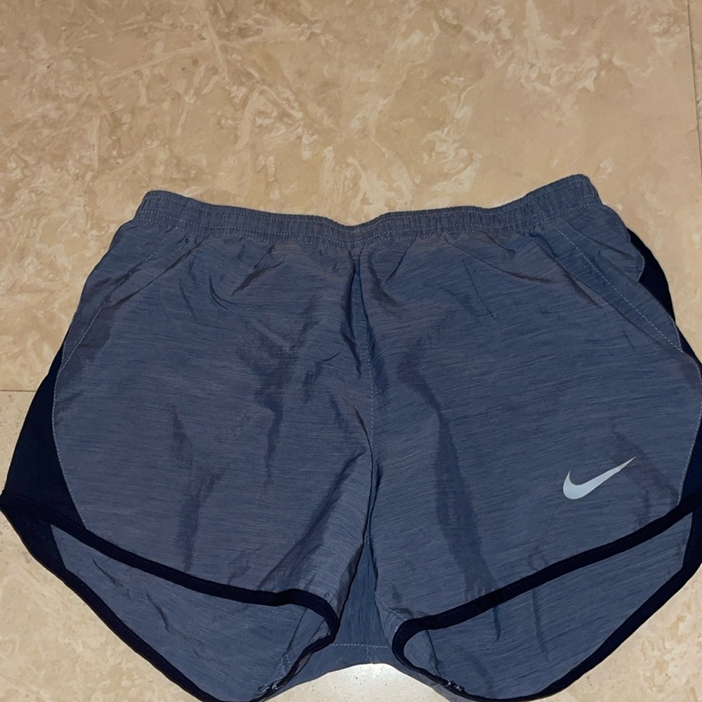 Women Nike shorts